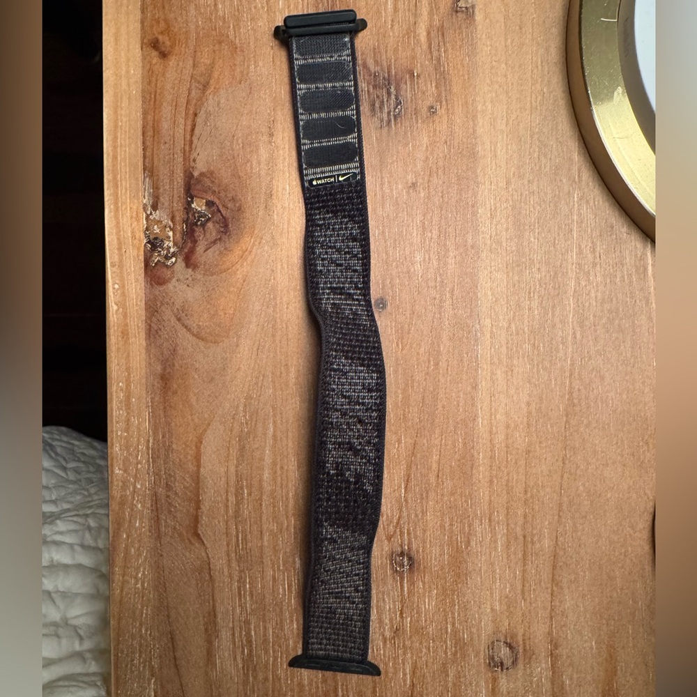 Apple Watch SE Nike Strap in Black